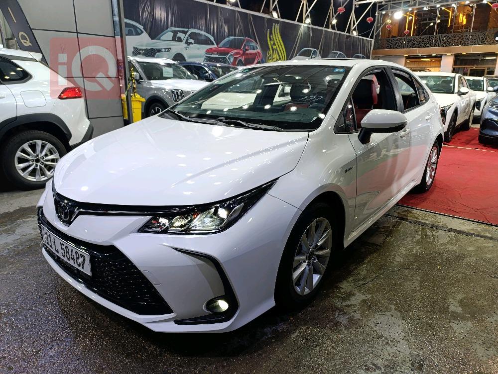 تۆیۆتا کۆرۆلا